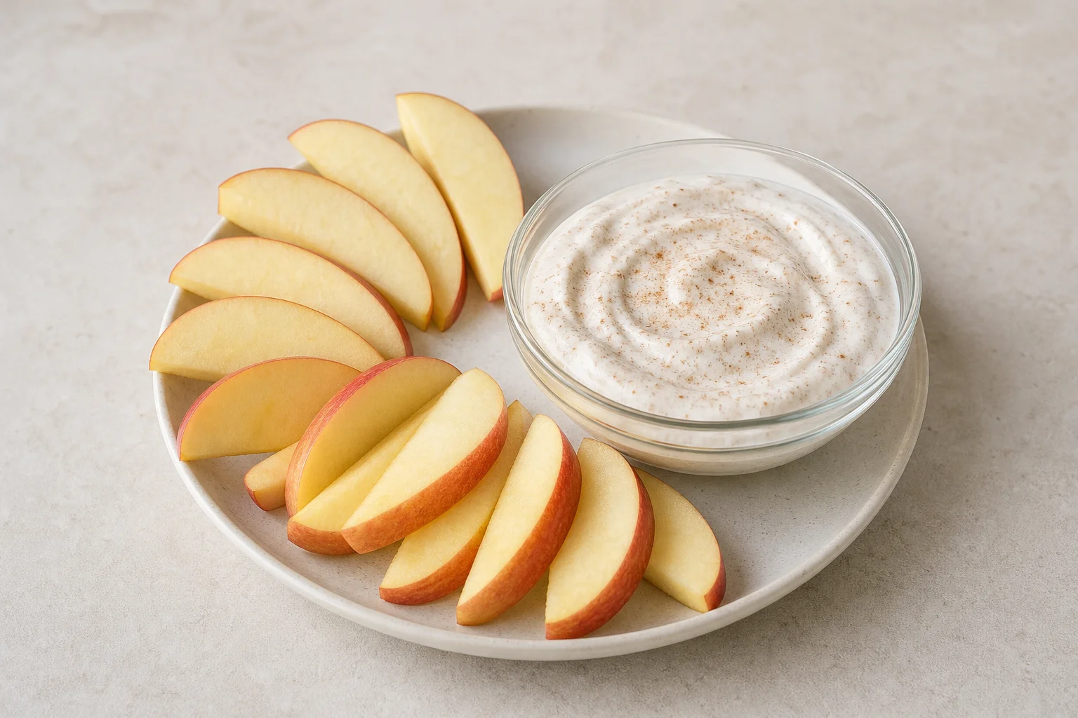 Apple slices with cinnamon yogurt dip